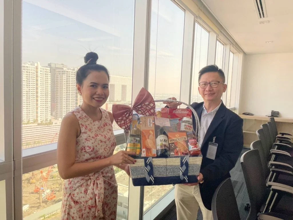 คุณยิ่งเข้าเยี่ยมคุณนนทิชา